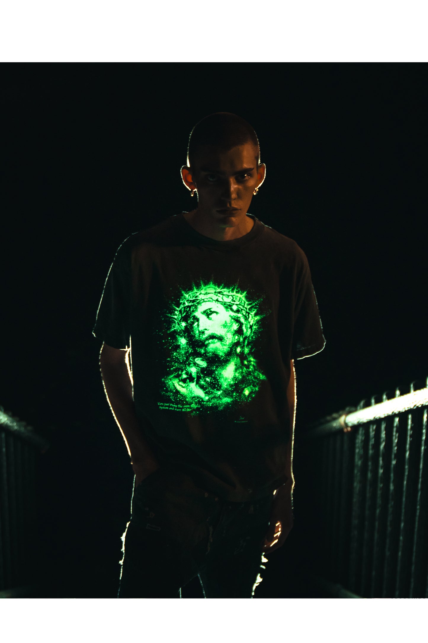 SS TEE/JESUS/BLACK