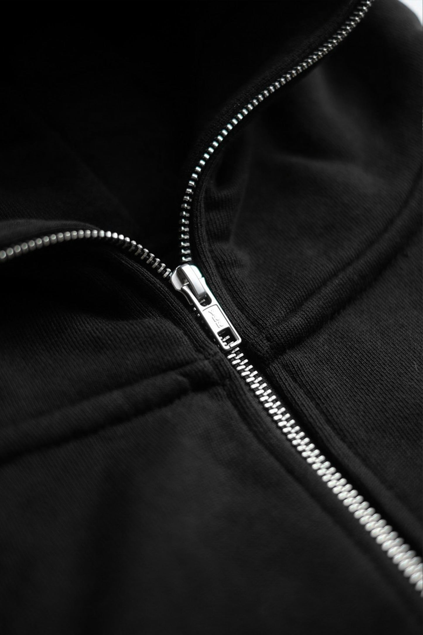 ETERNAL ZIP