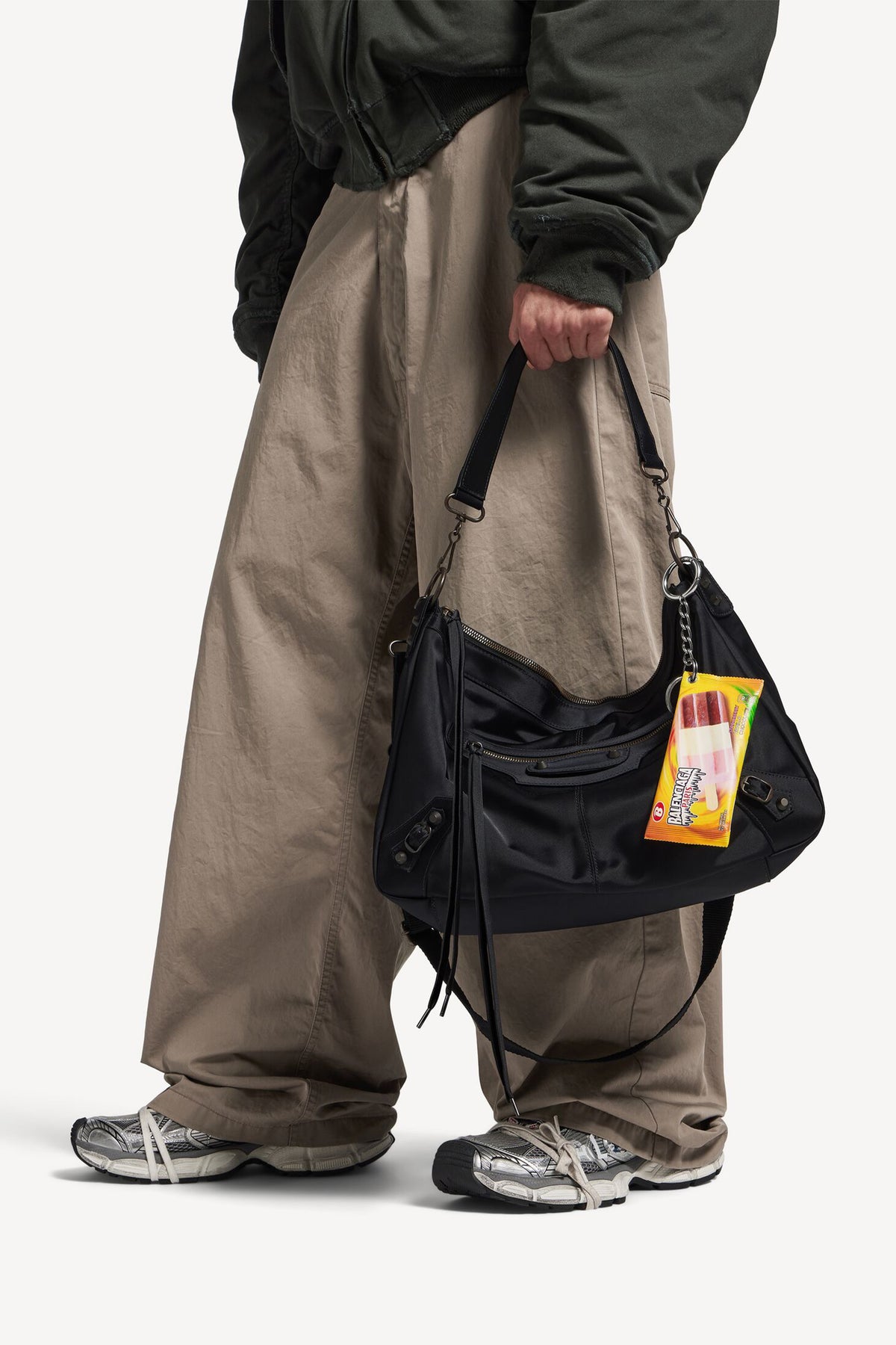 KEYRING SNACK POUCH