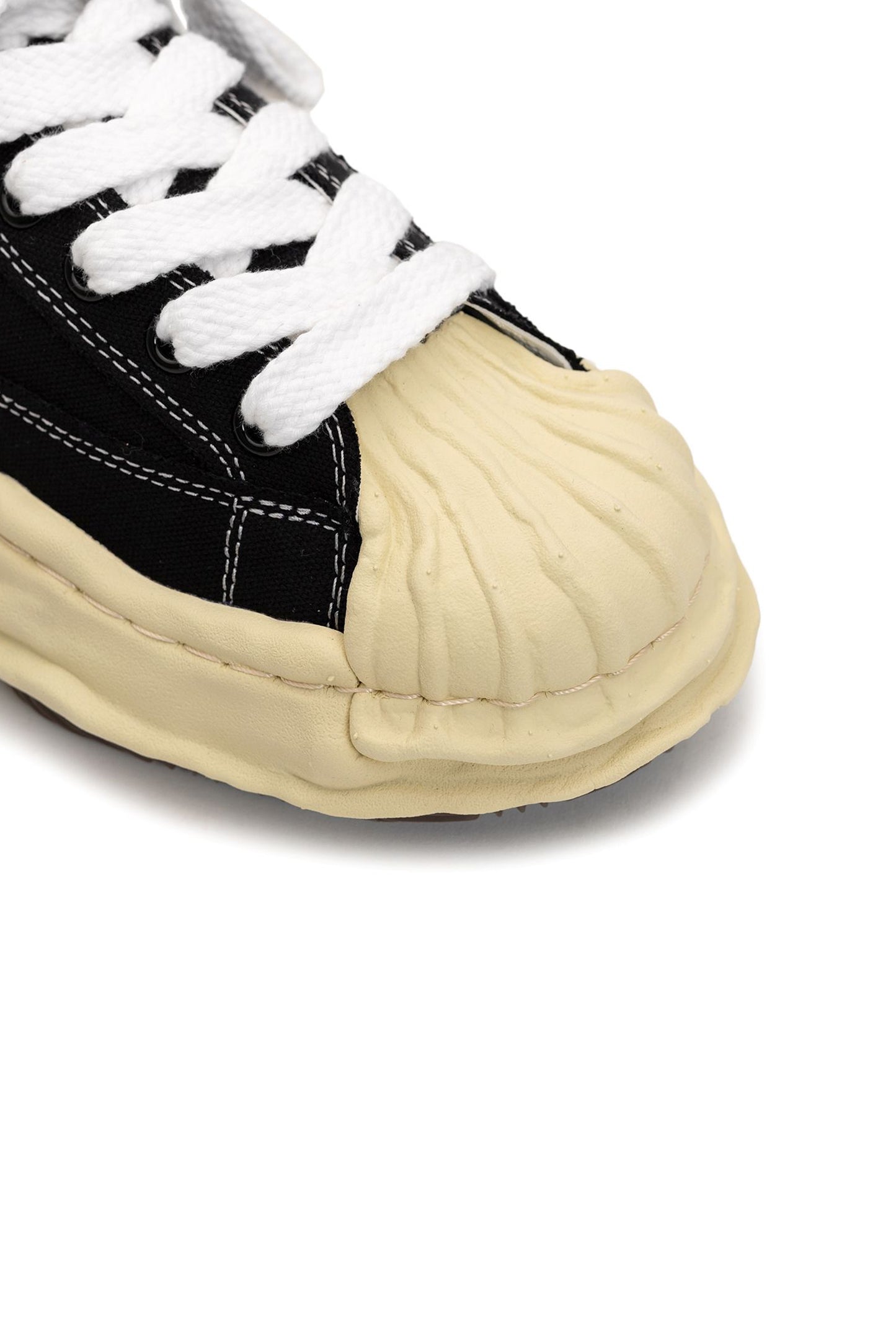 BLKY CANVAS