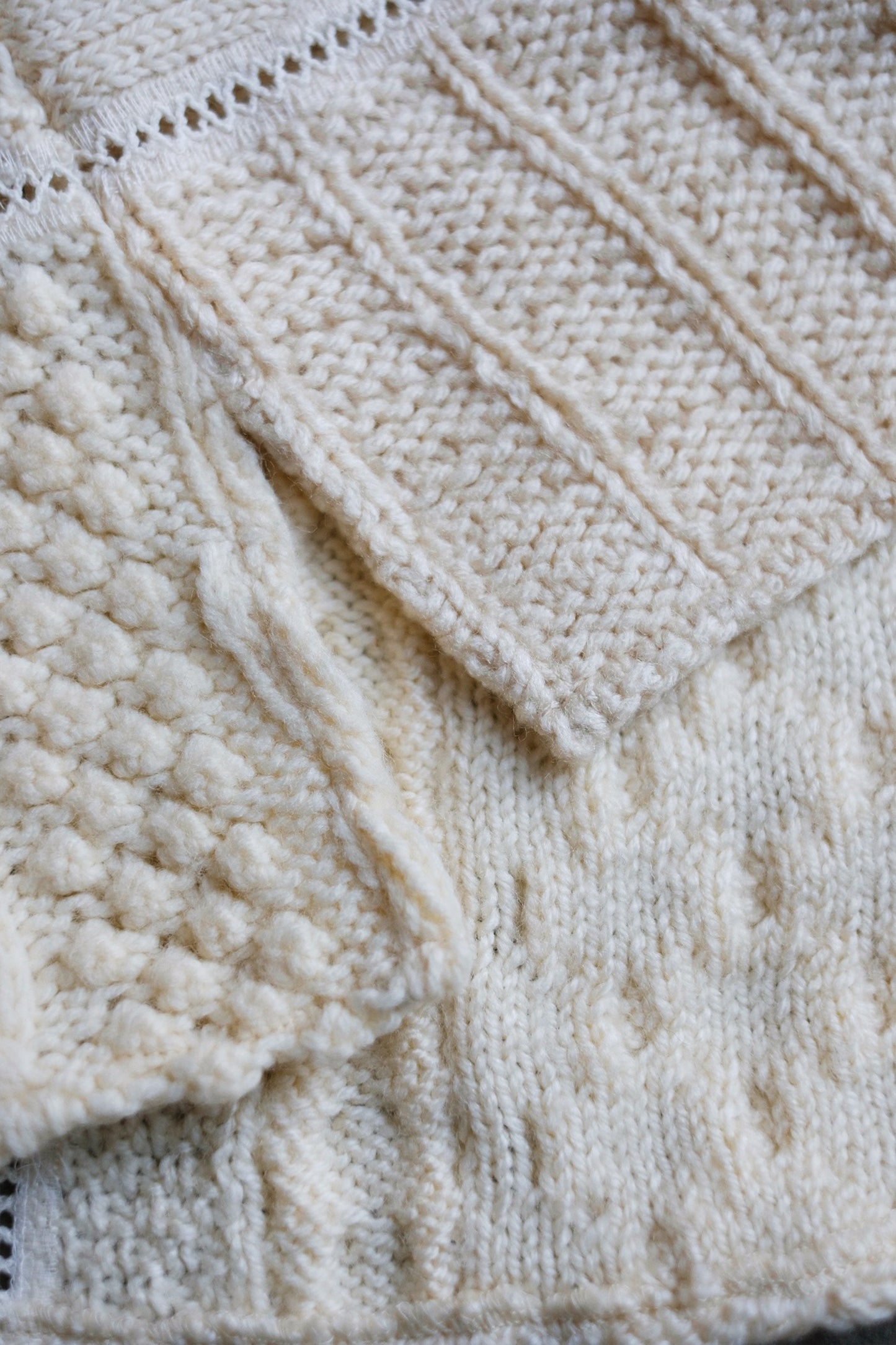 CREW NECK KNIT/WHITE