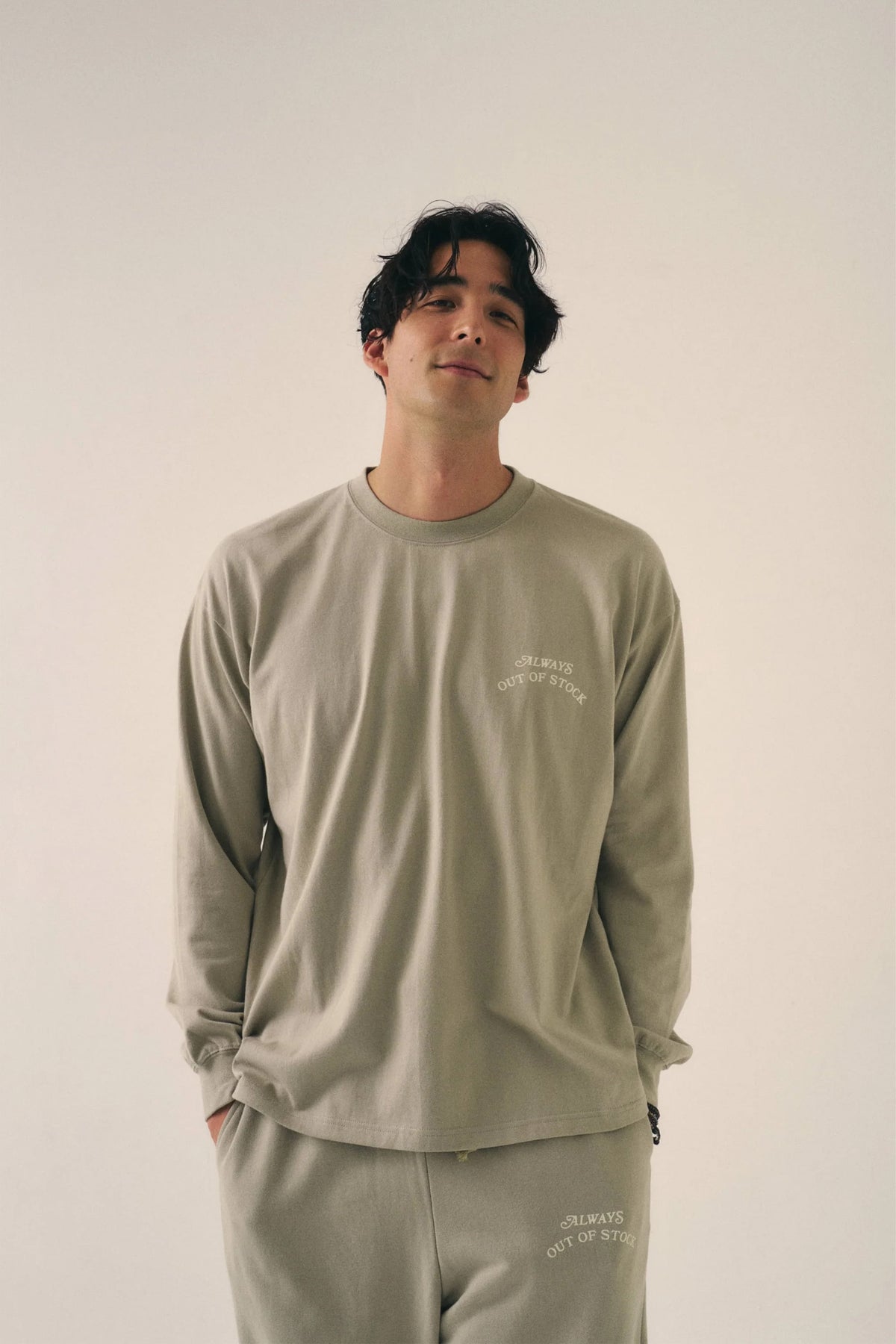 BASIC LOGO L/S TEE