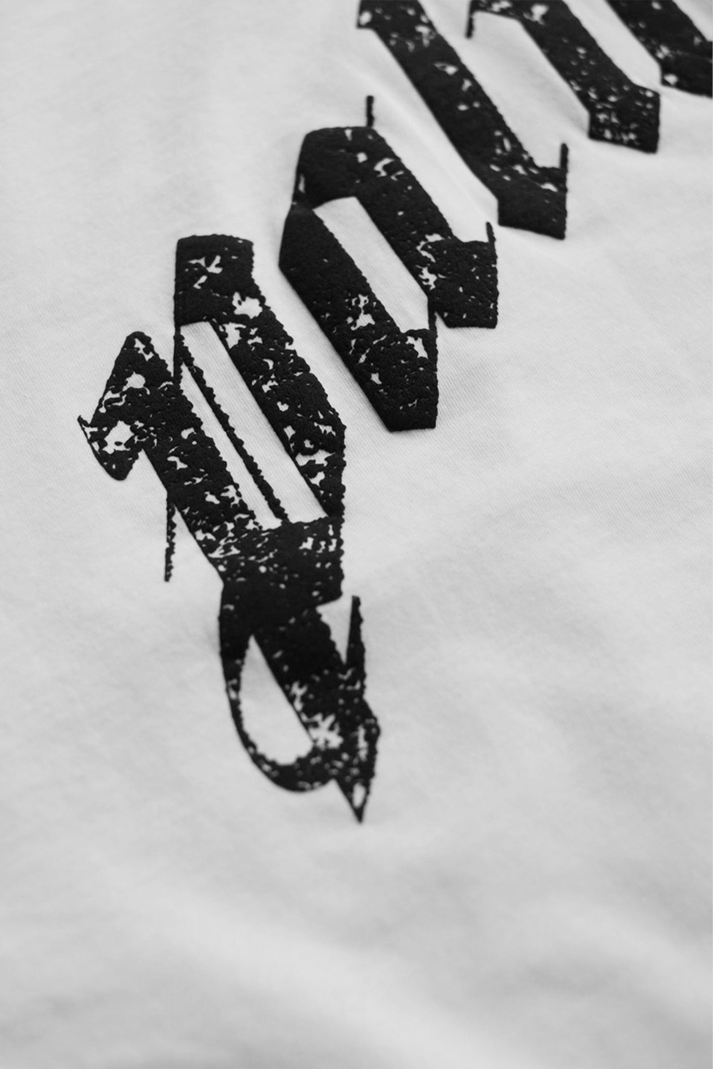 BACK CURVED LOGO OVER TEE