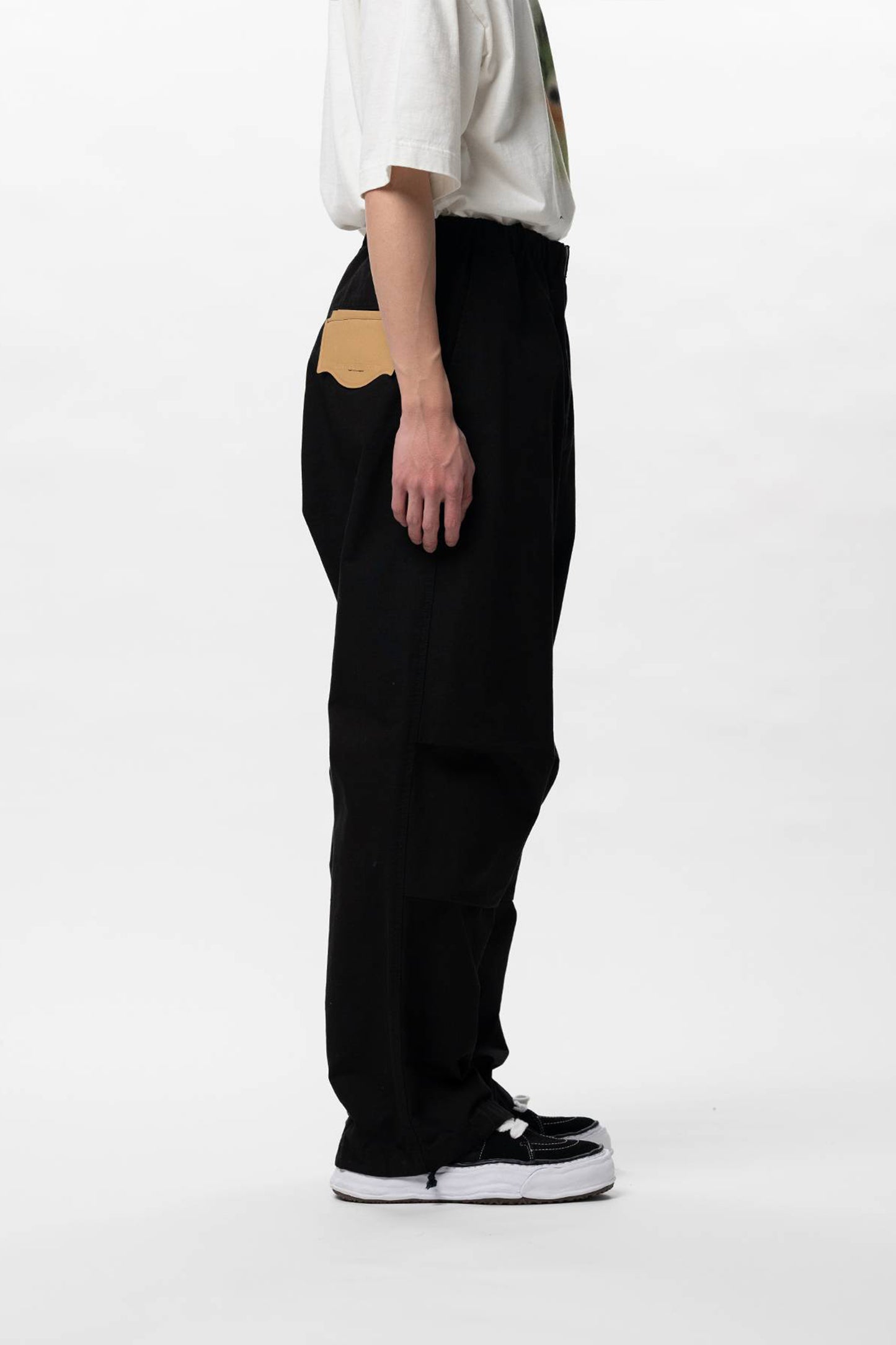 PARACHUTE TROUSERS