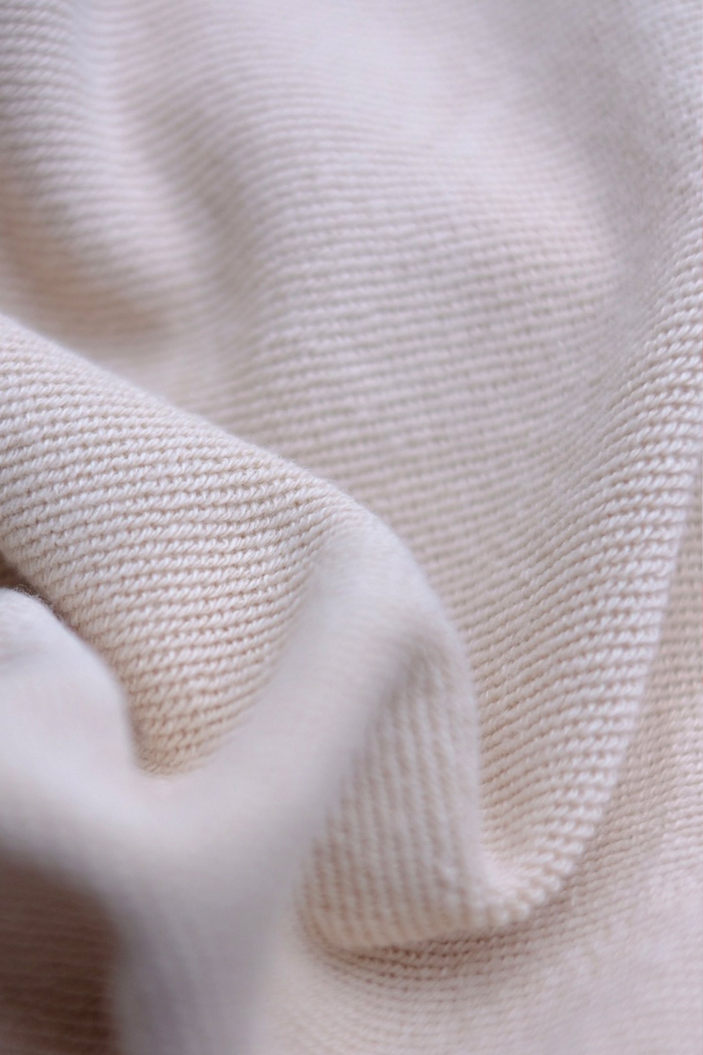 GOTHIC LOGO ZIPPED CREW