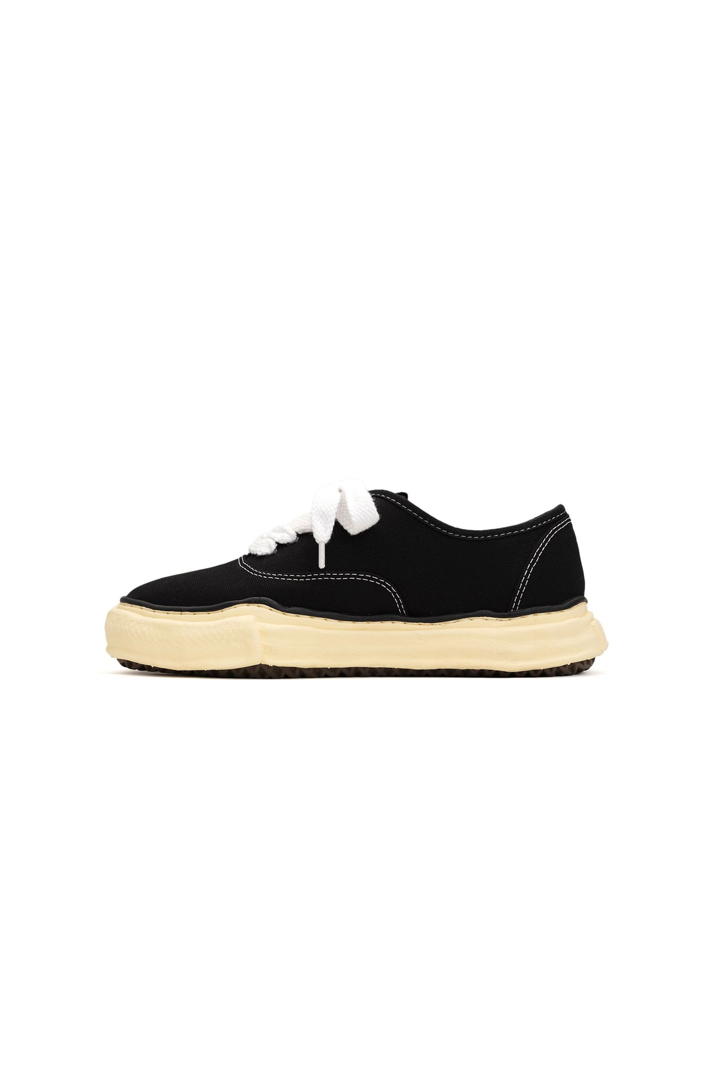 BAKER /canvas