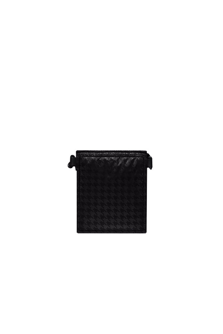 CROSS BODY PHONE CASE
