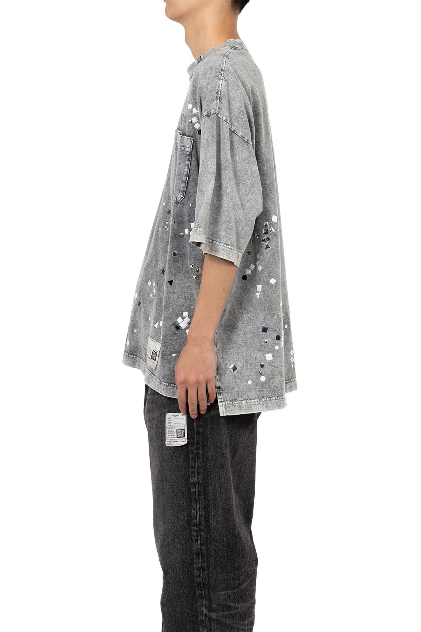 EMBELLISHED BLEACHED TEE