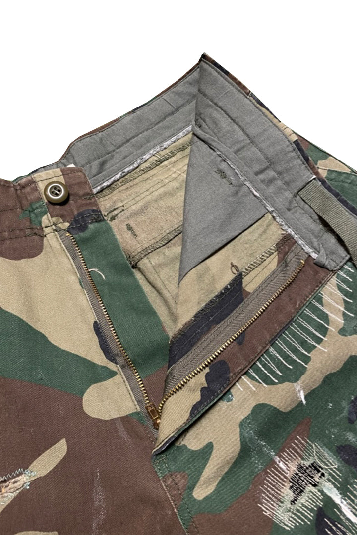 DAMAGE CAMO SHORT PANTS