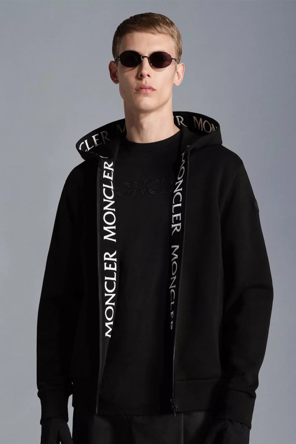 HOODIE SWEATER