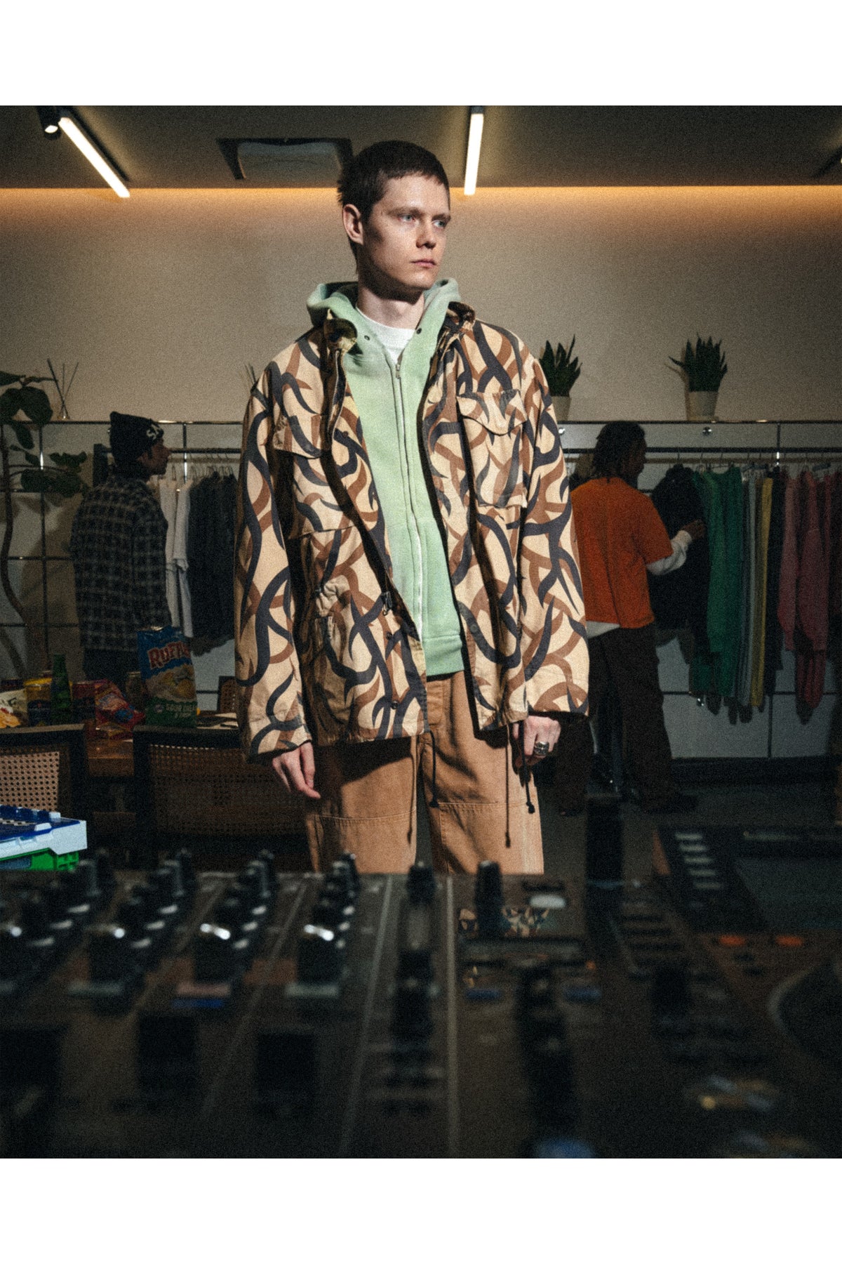 M65/TRAIBAL/BEIGE