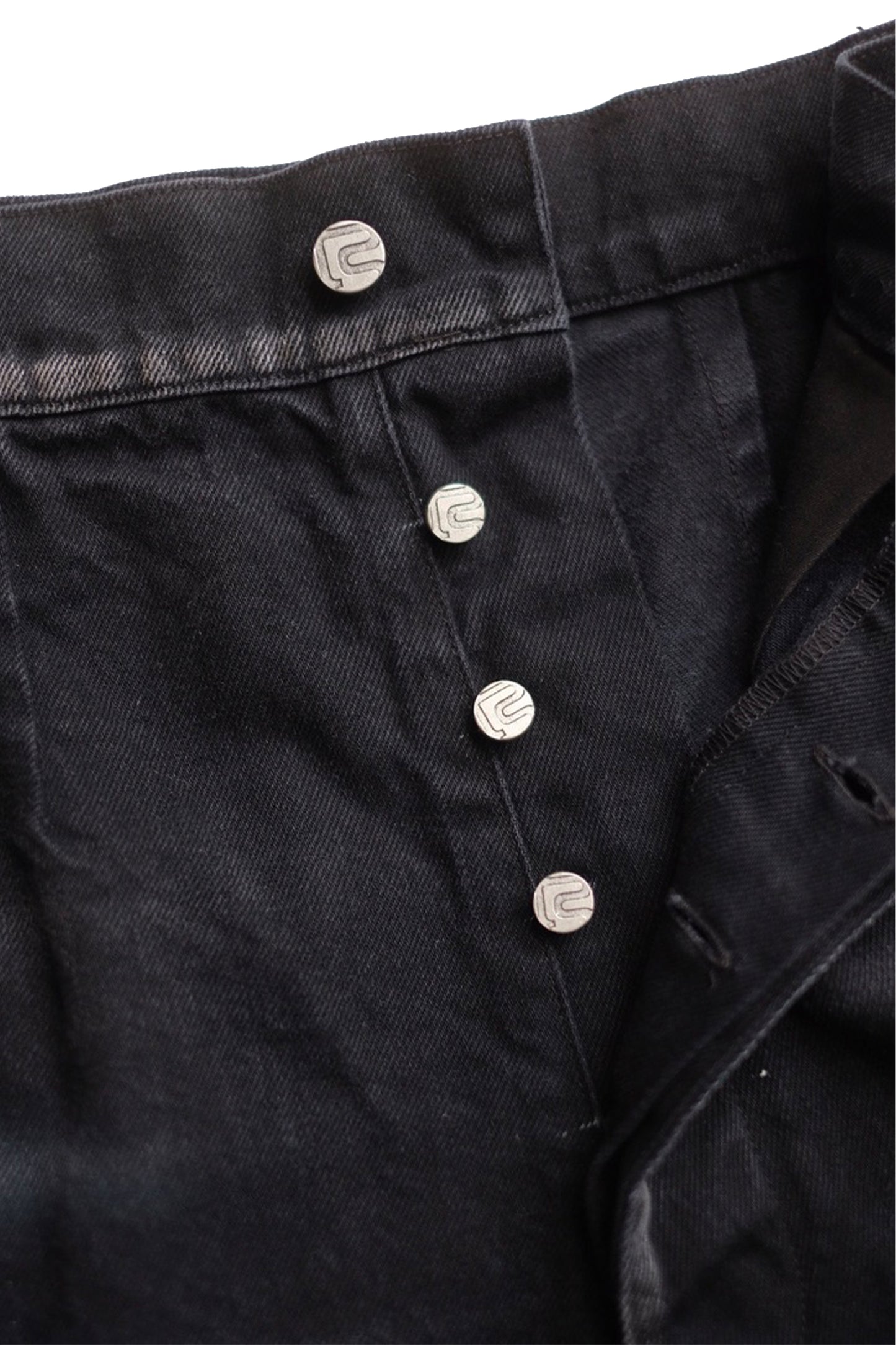 META PROTESTANT PANT