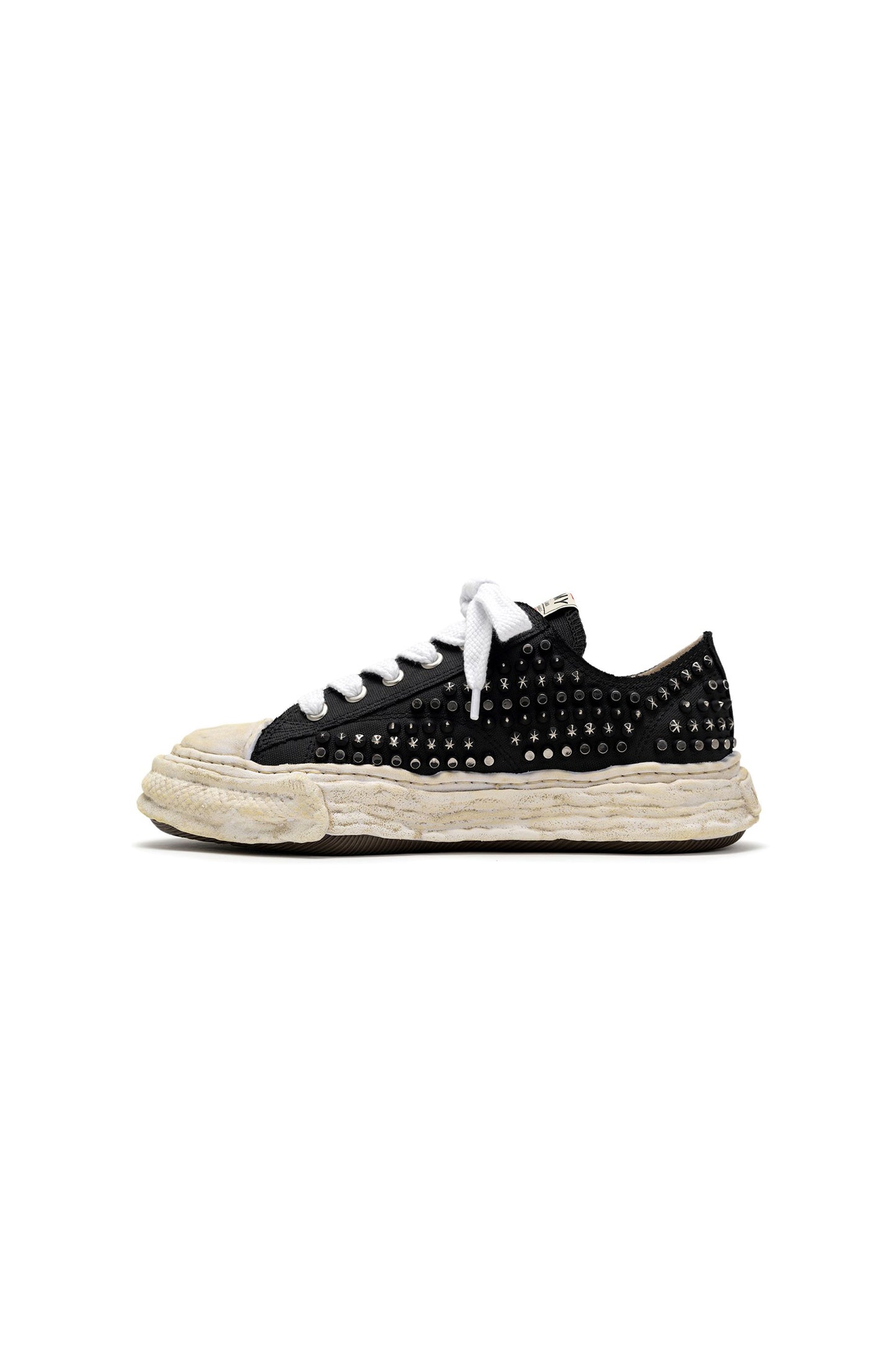 PTSN23 Studs Low-Top