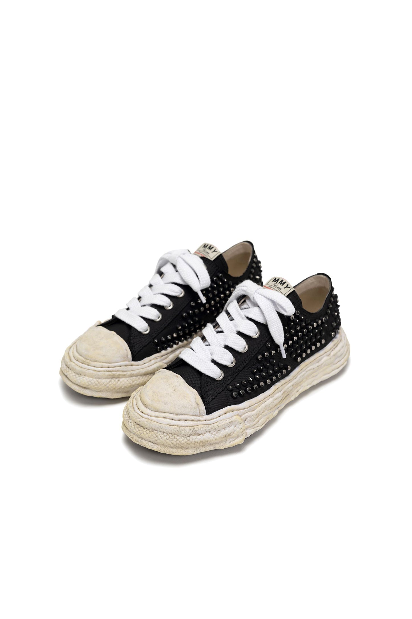 PTSN23 Studs Low-Top