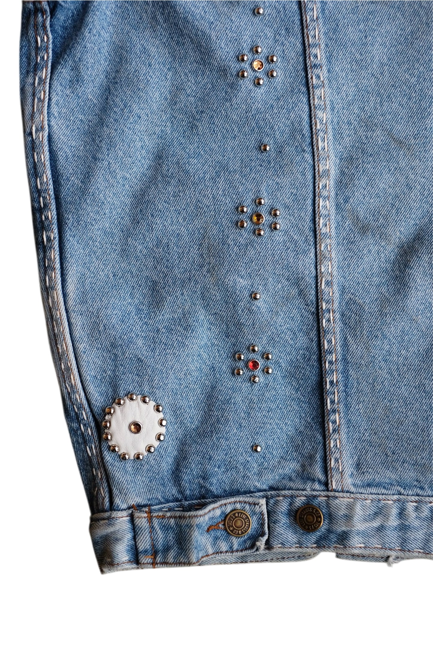 FLOWER STUDS DENIM JACKET