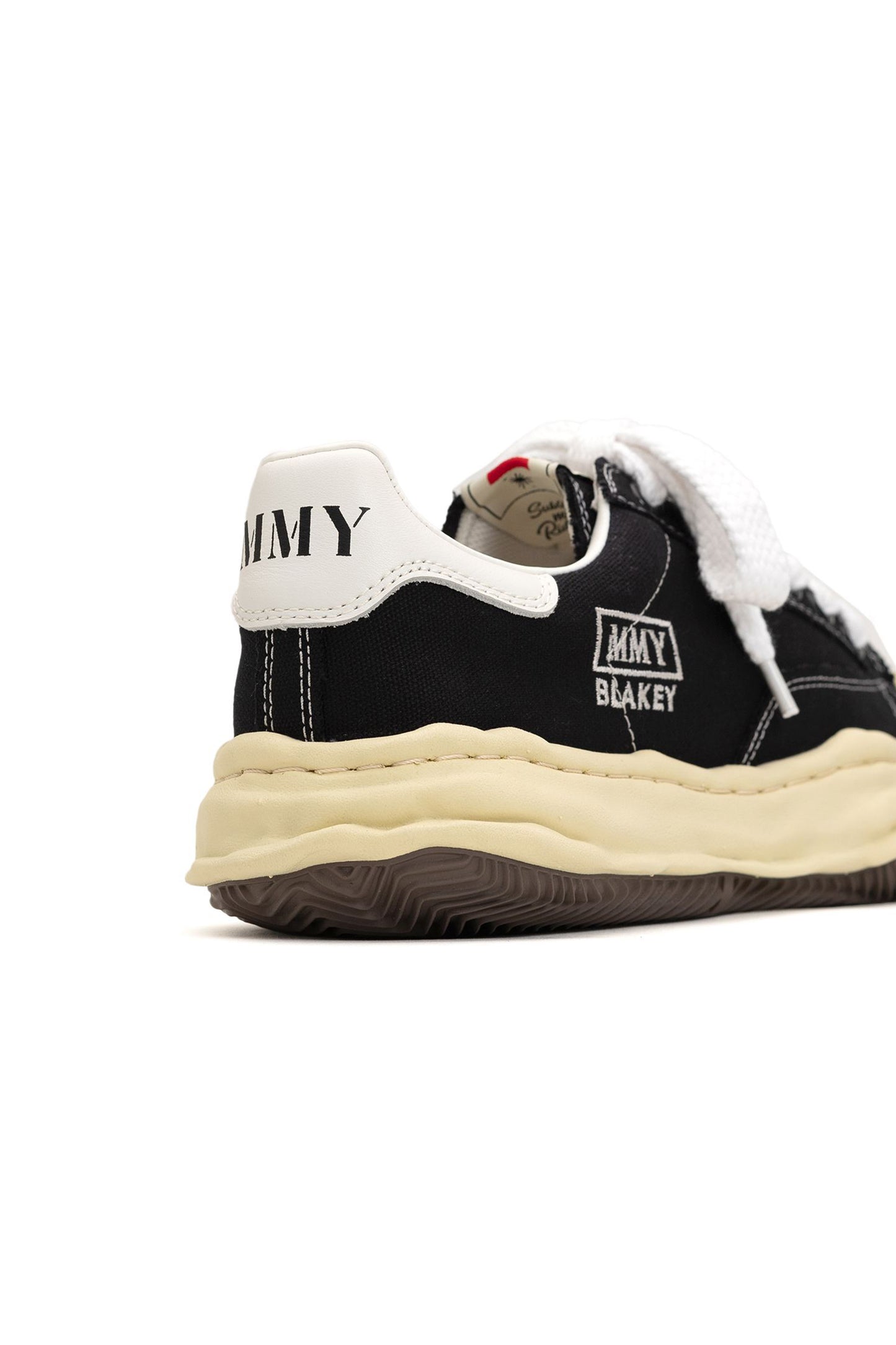 BLKY CANVAS