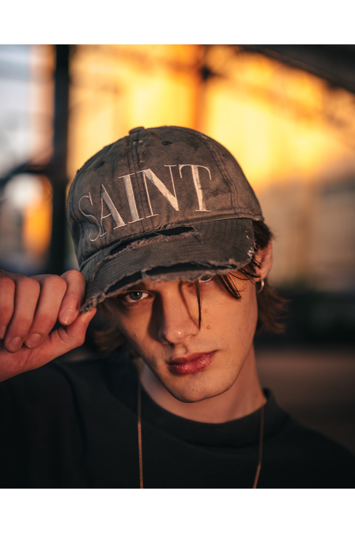 CAP/SAINT/CHARCOAL