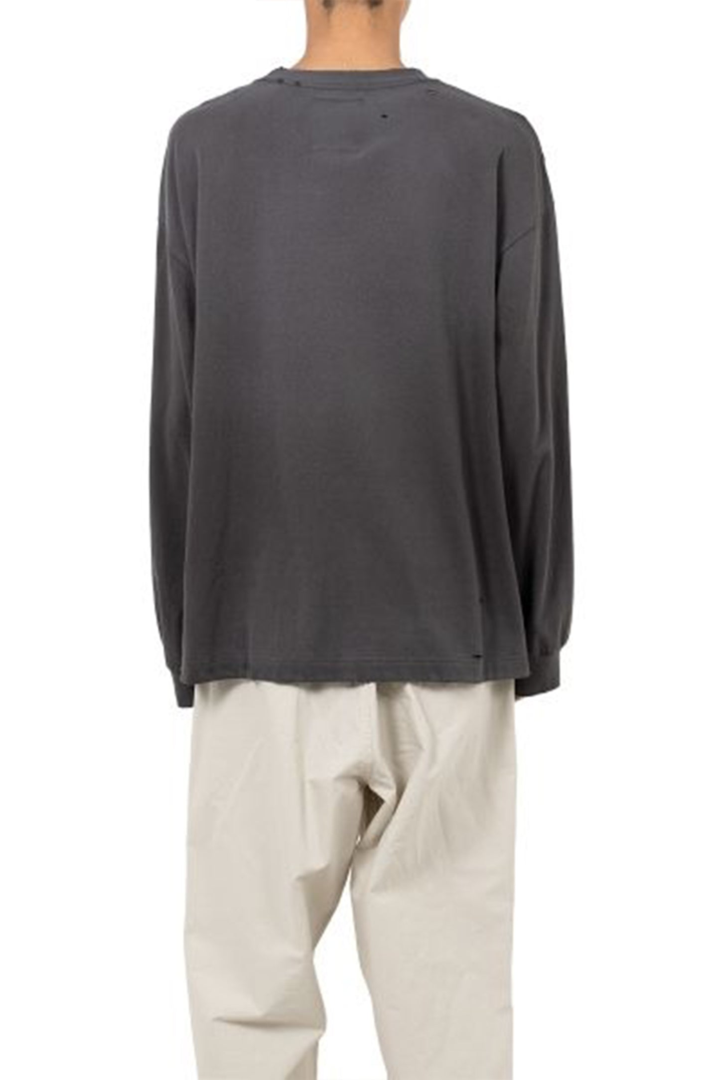EMBELLISHED DISTRESSED LONG SLEEVES TEE