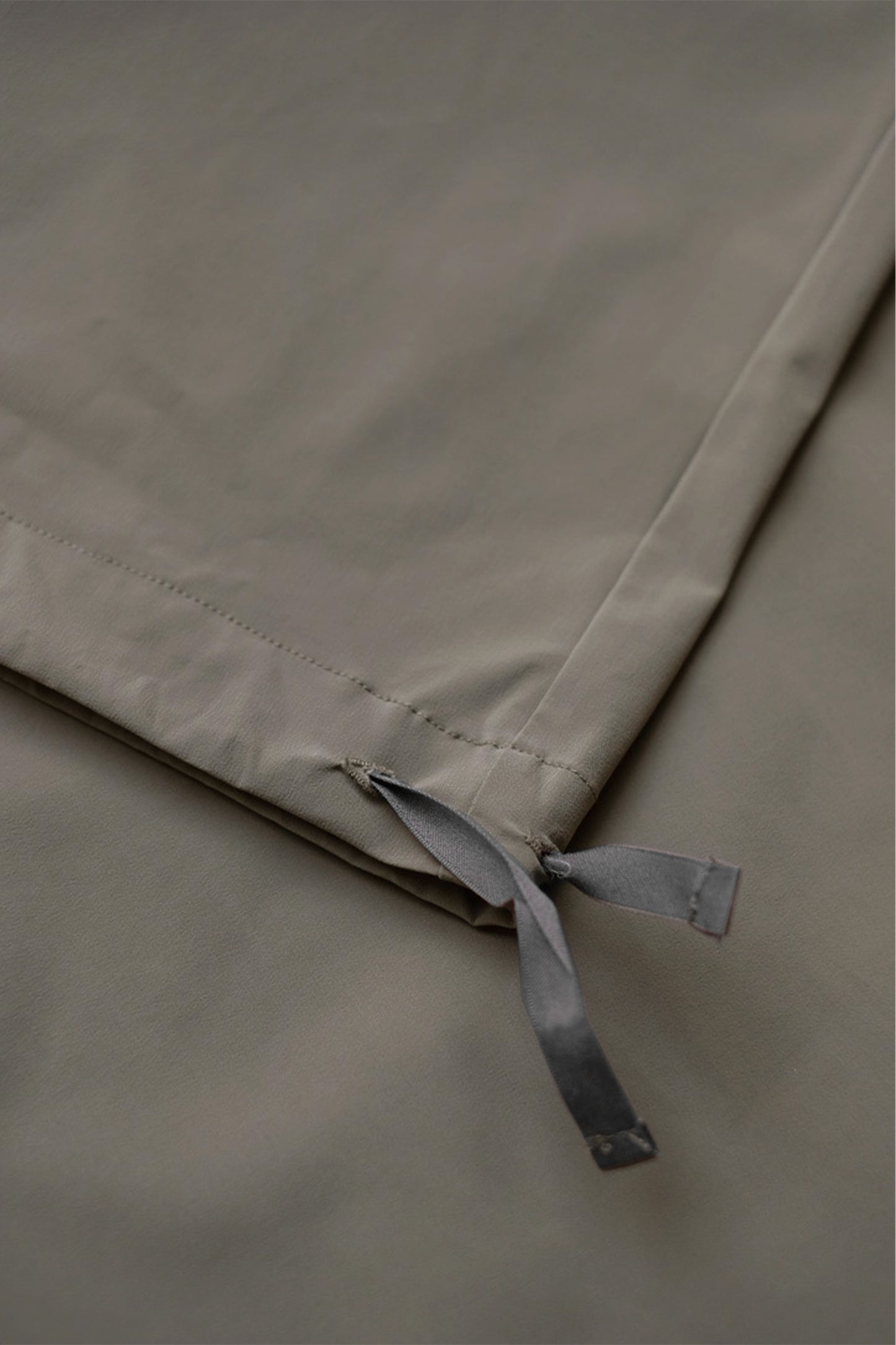 Mendrill × N . Hoolywood |WOVEN TEE