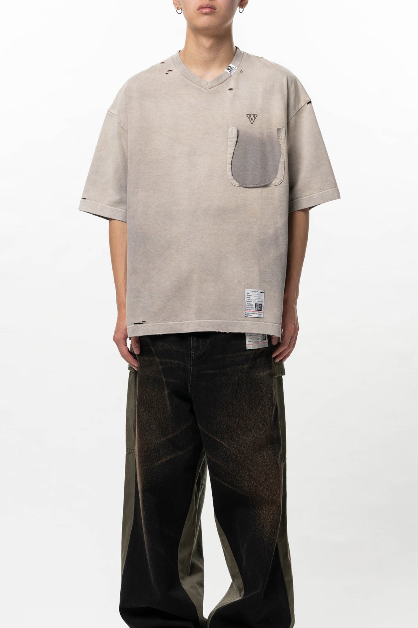 SUN FADED V NECK TEE
