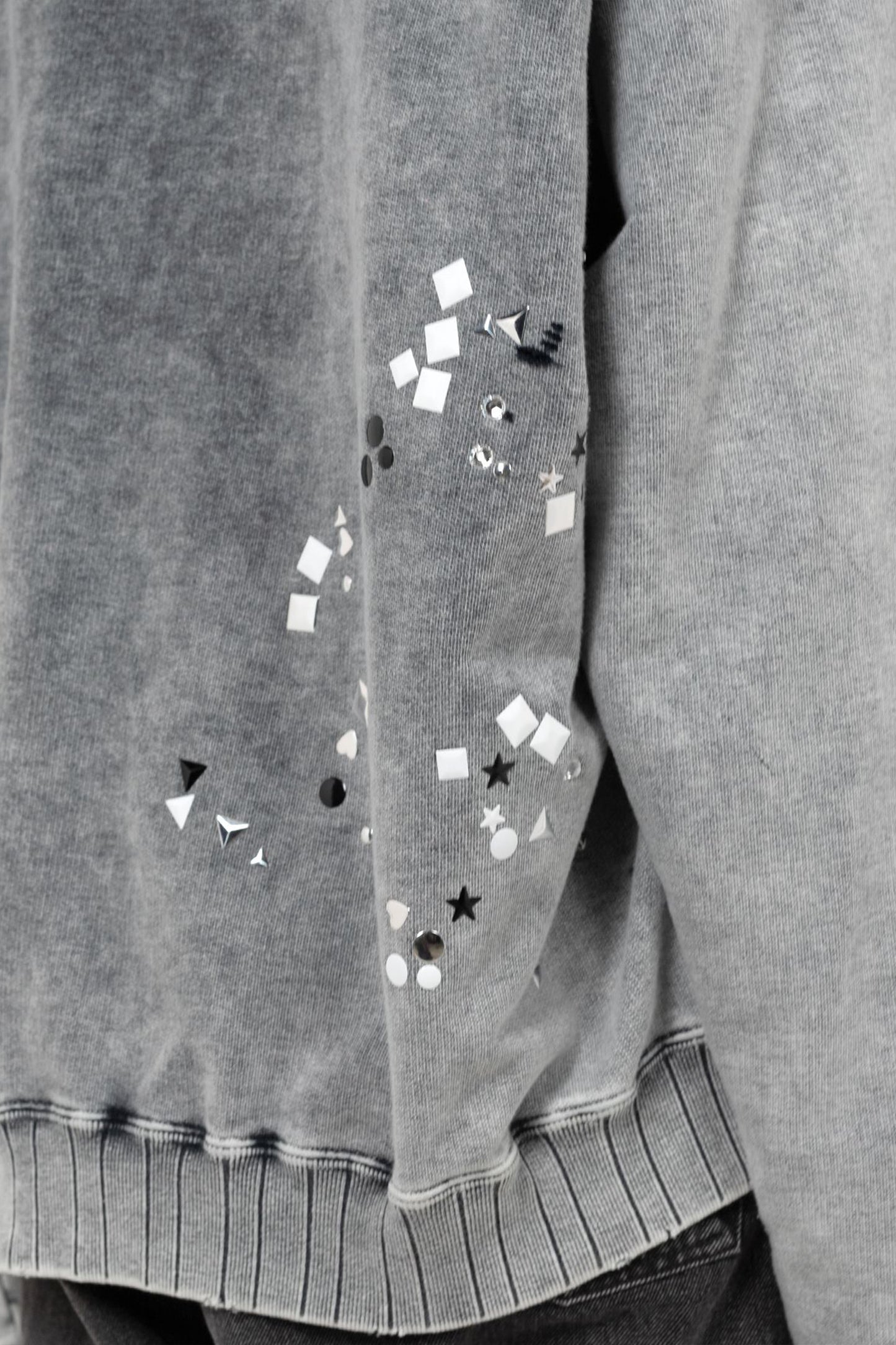 EMBELLISHED BLEACHED HOODIE