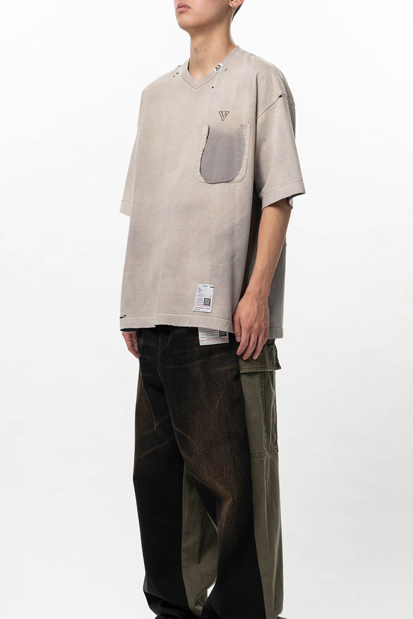 SUN FADED V NECK TEE