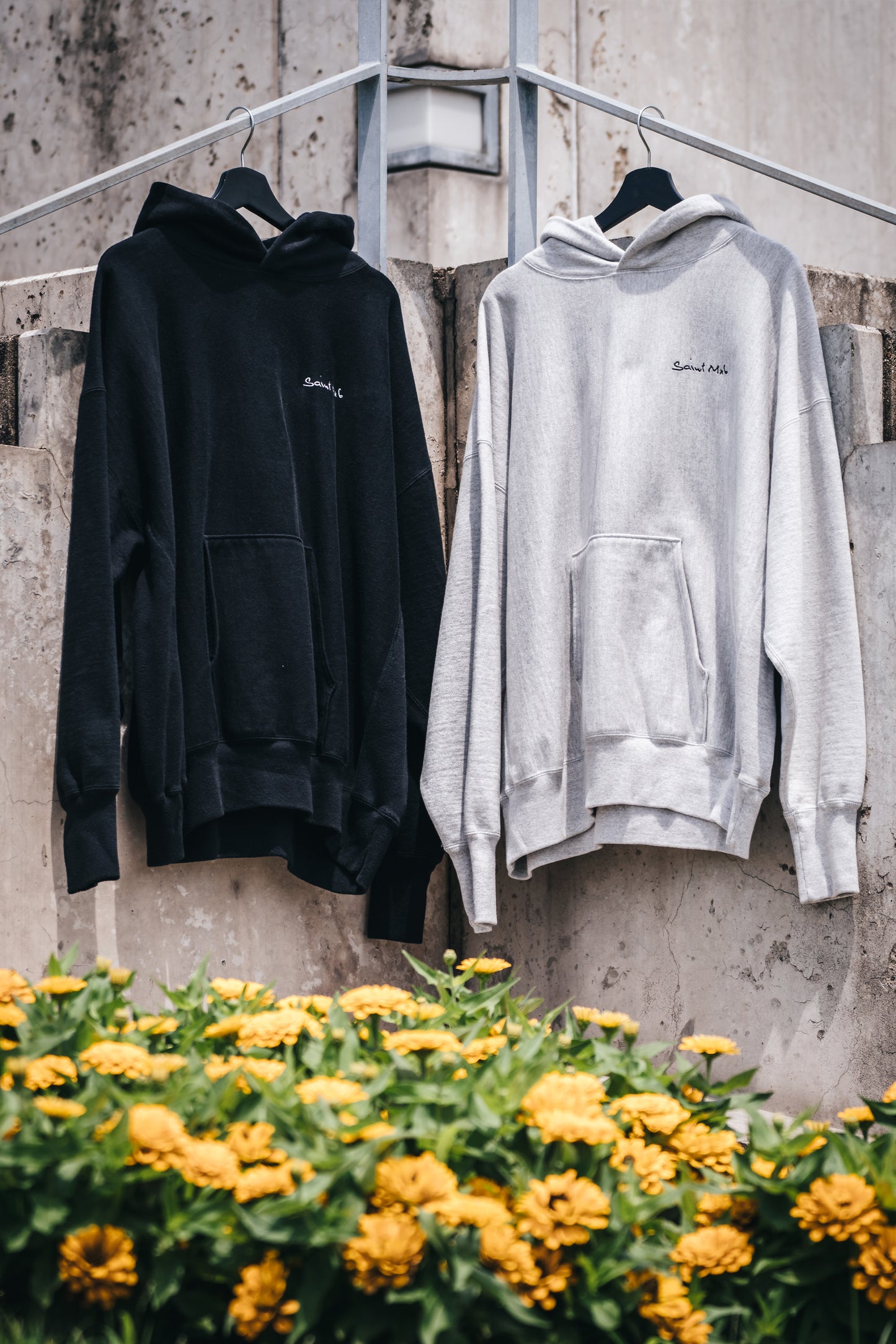 HOODIE/SAINT MX6/BLACK