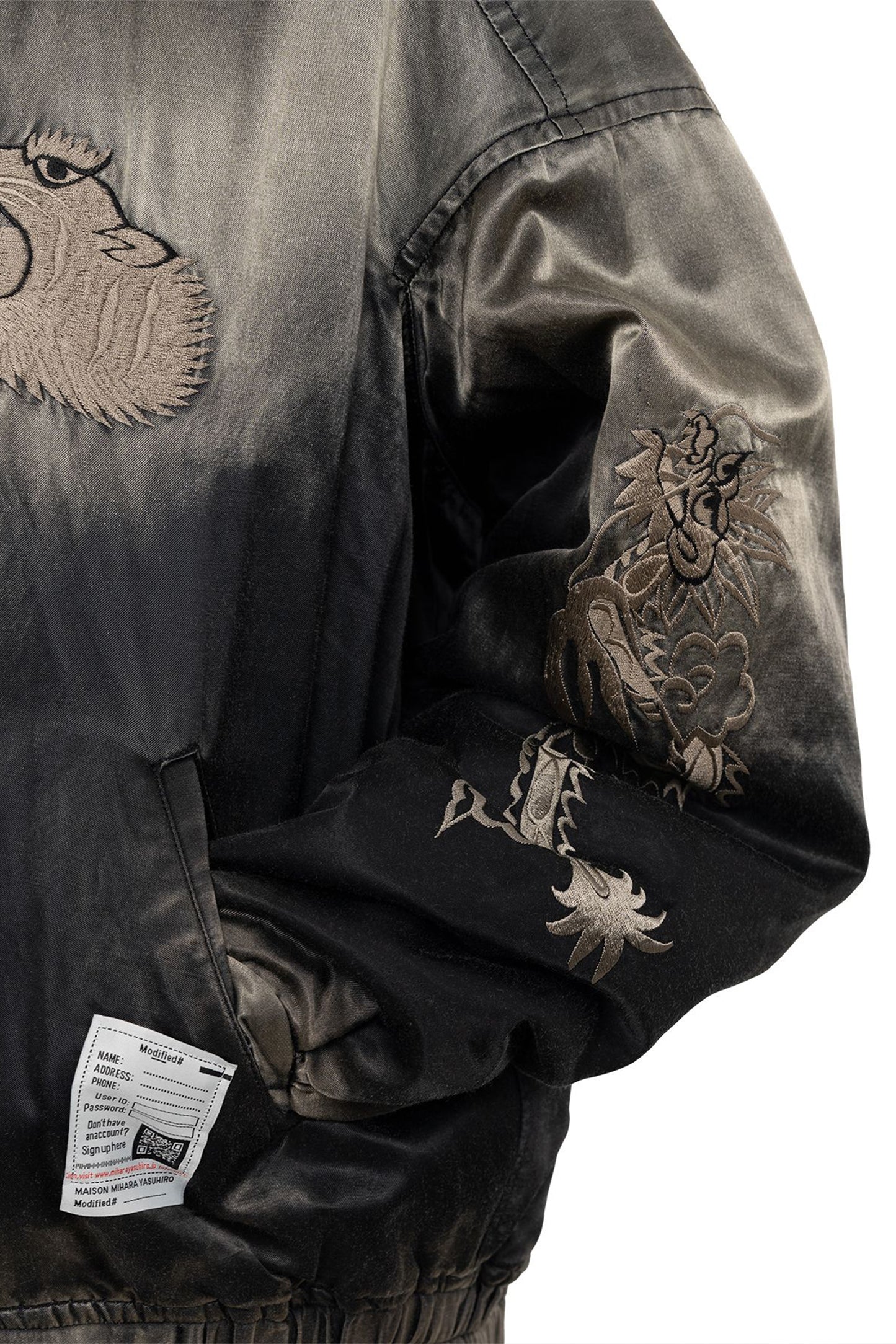 COLLARED SOUVENIR JACKET