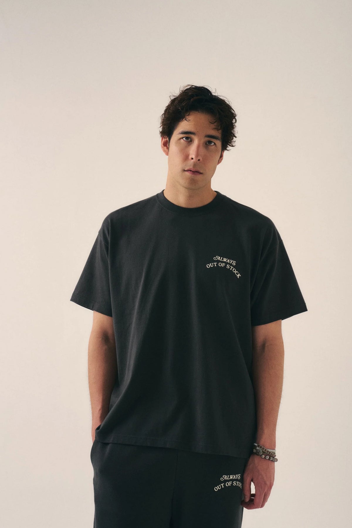 BASIC LOGO  S/S TEE