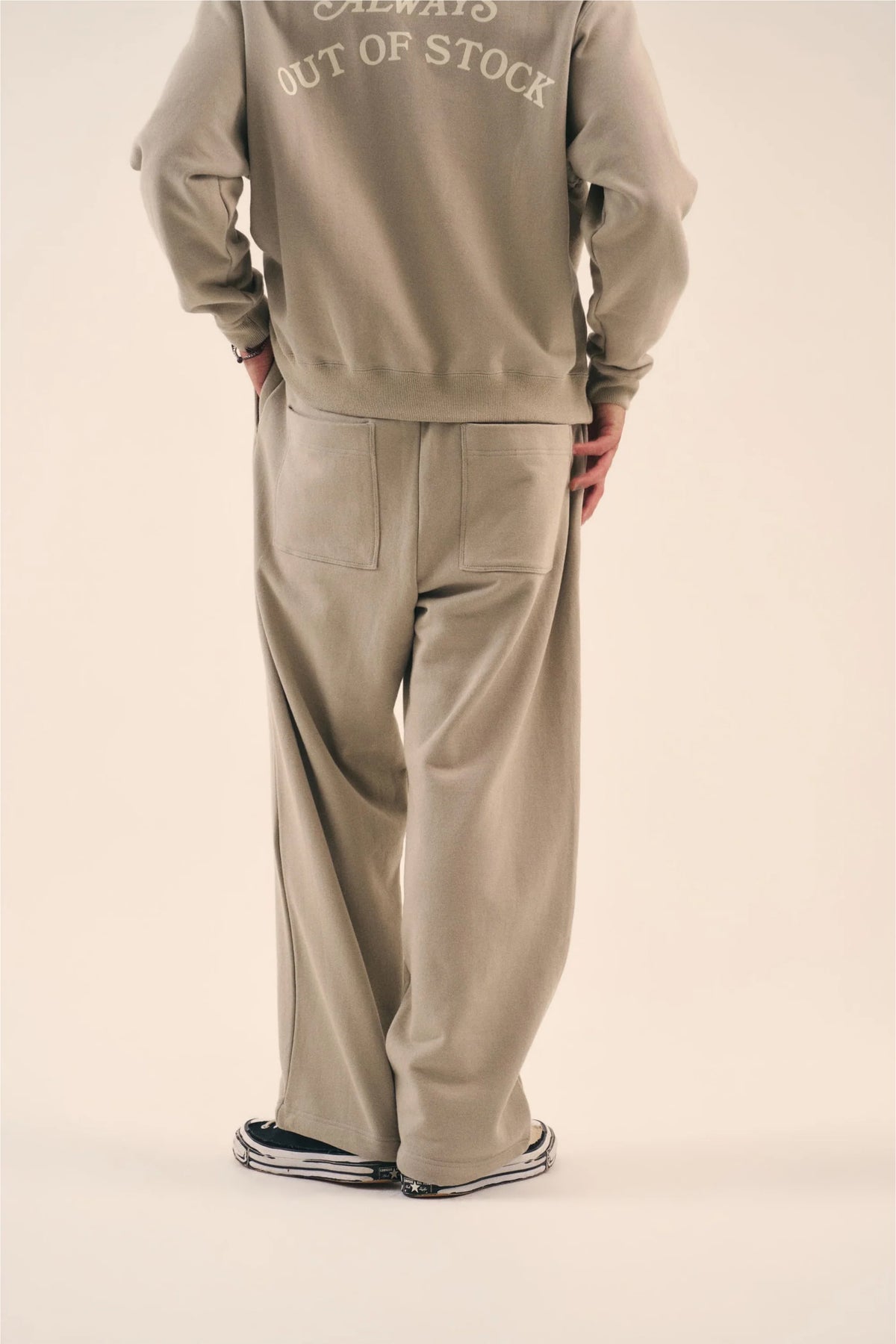 BASIC LOGO  SWEATPANTS