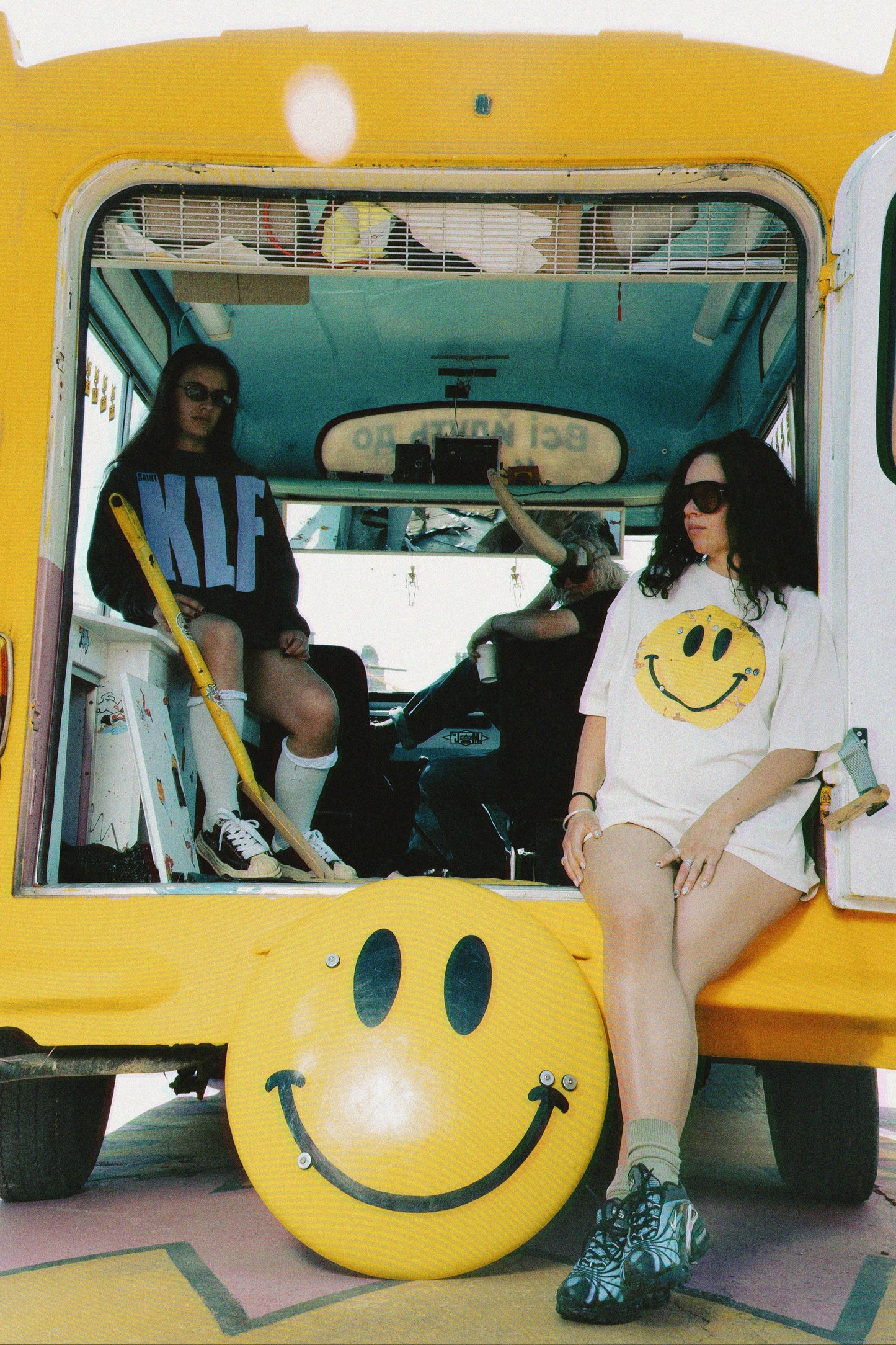 KLF_SS TEE/SMILE/ WHITE