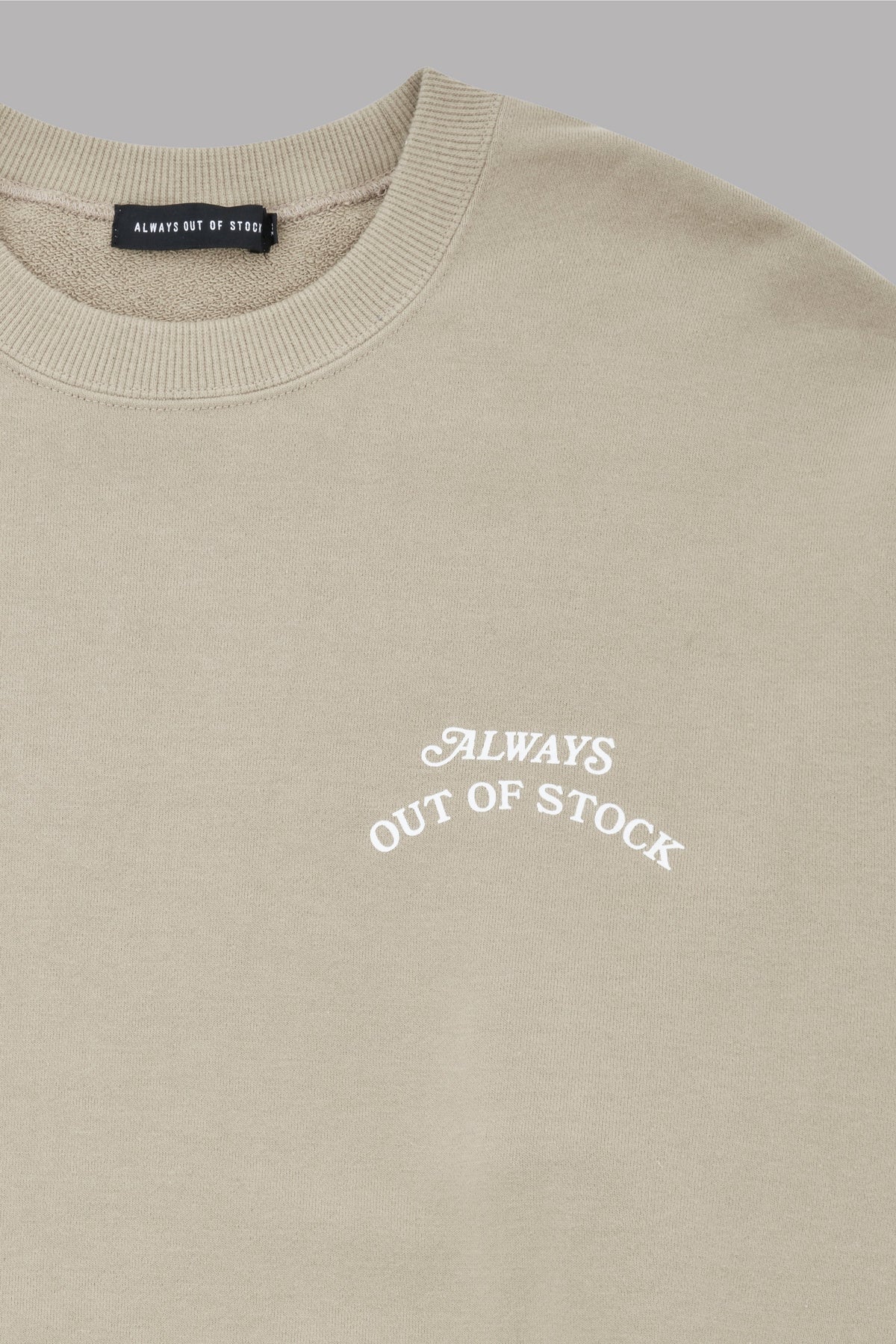BASIC LOGO  CREWNECK