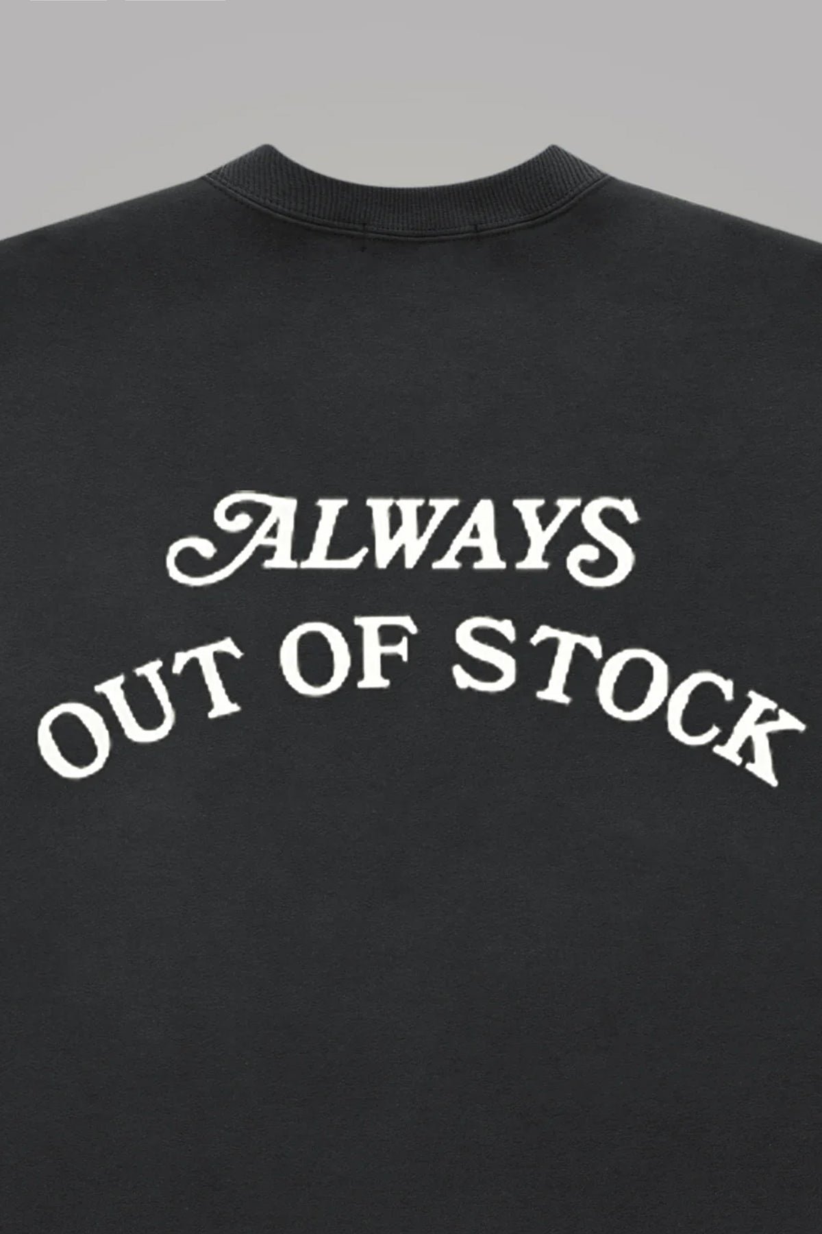 BASIC LOGO  CREWNECK