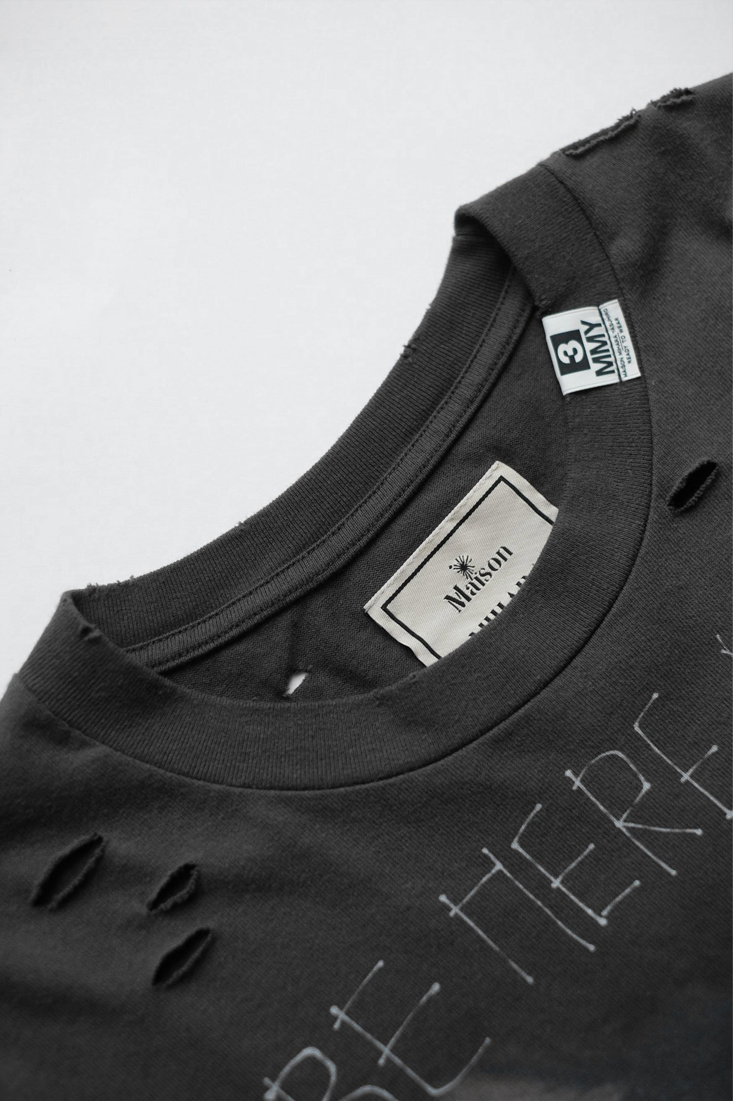 EMBELLISHED DISTRESSED TEE