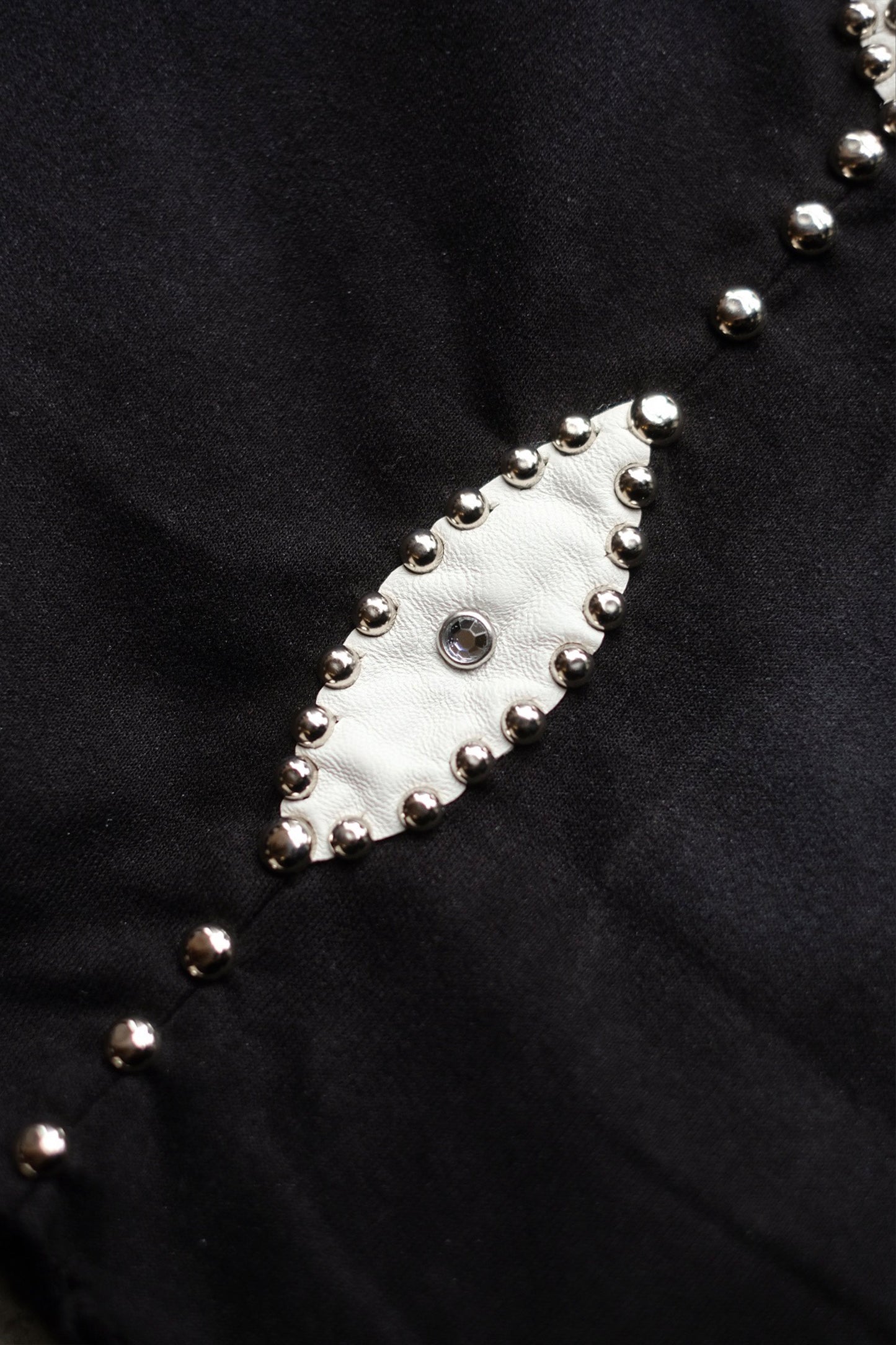 NYC STUDS BAGGY SWEAT SHORTS