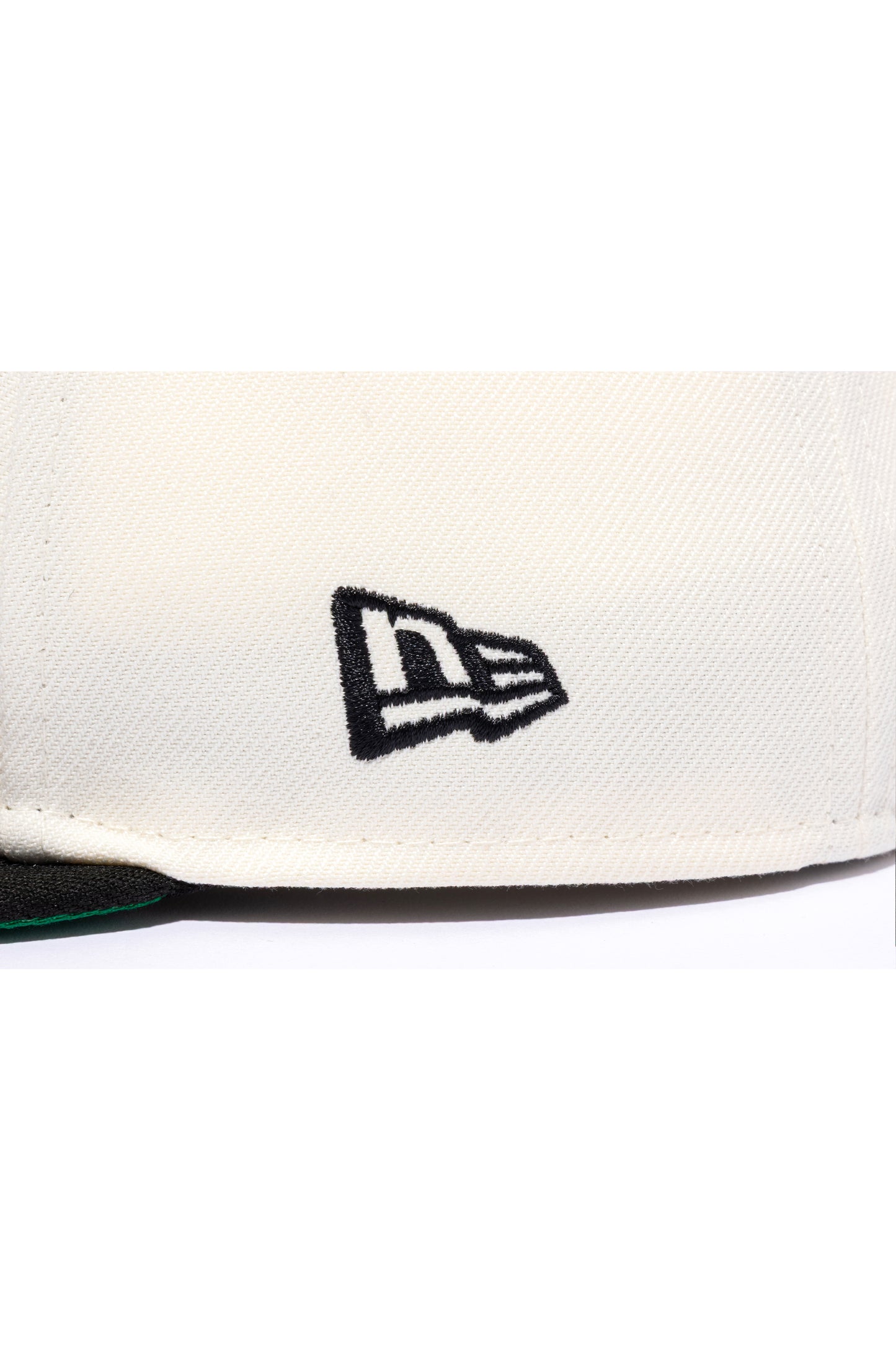 NE_CAP/CELEBRITY/WHITE