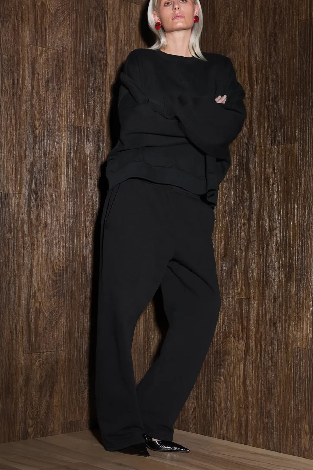 STRAIGHT LEG SWEATPANT