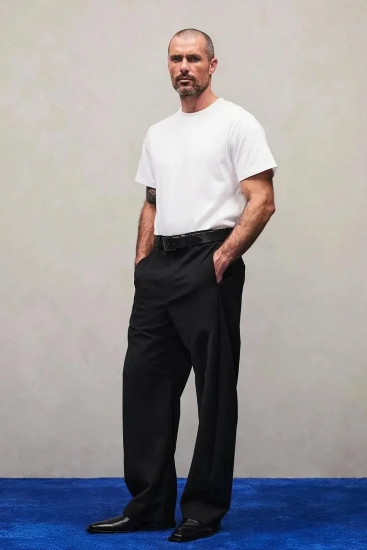 STANDARD TEE