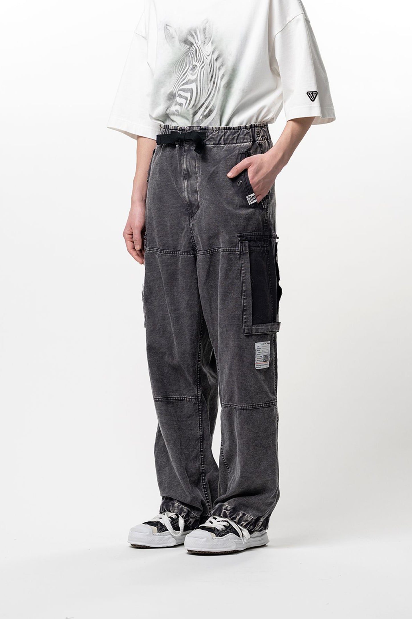 CARGO TROUSERS