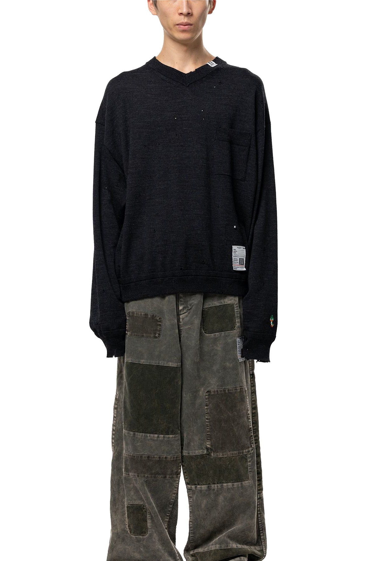 DISTRESSED KNIT PULL