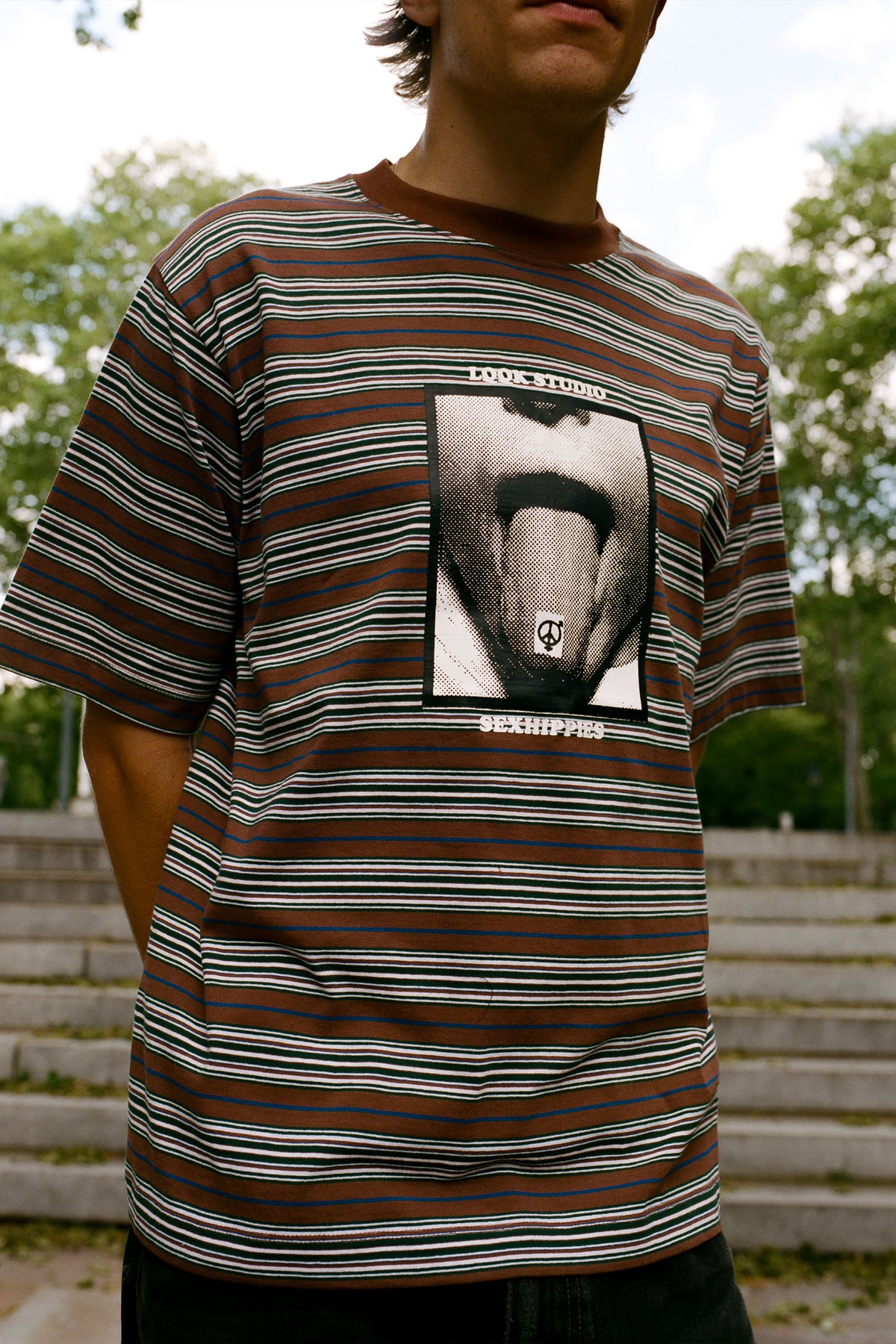 MULTI BORDER TEE