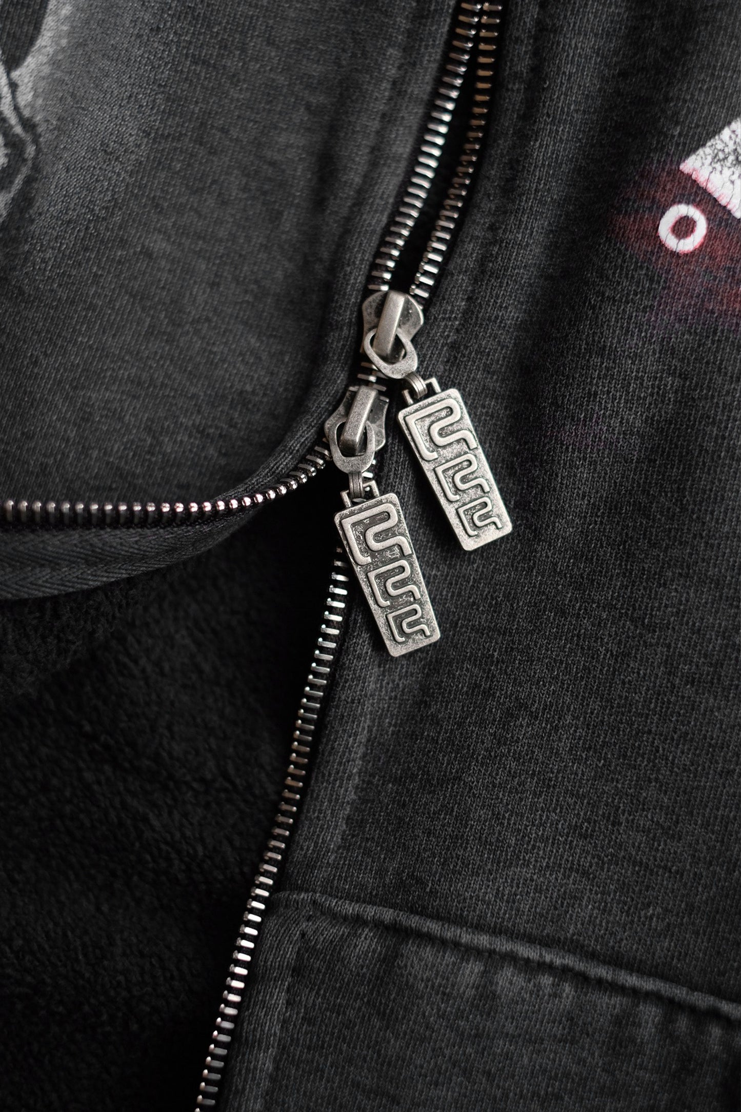 APOCRYPHA PIOUS ZIP HOODIE