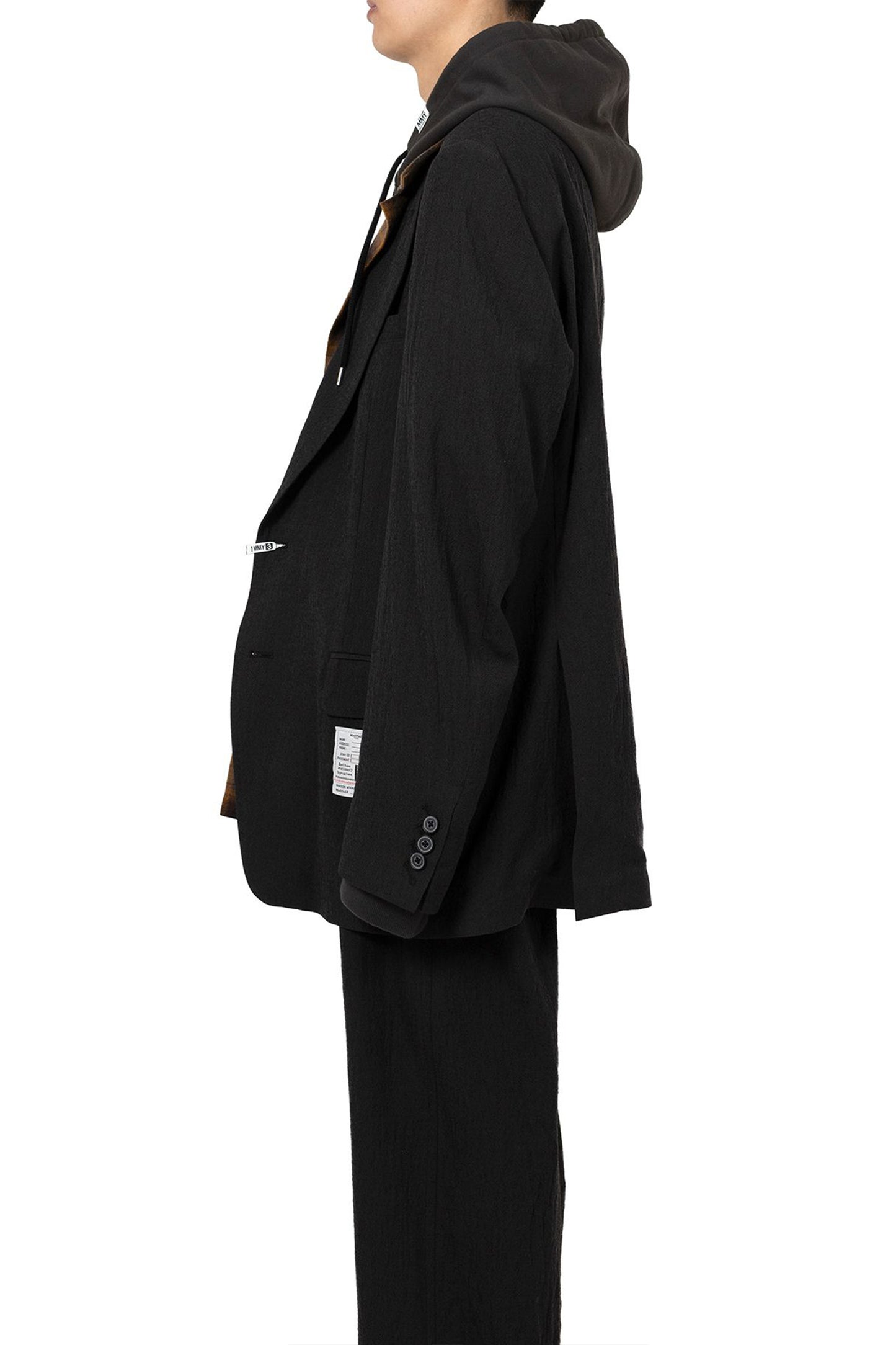 TRIPLE LAYERED BLAZE